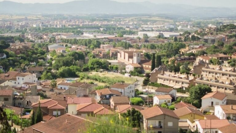 Rutas de Senderismo Urbano en Sant Fost de Campsentelles